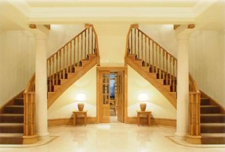 Design interior pentru scări din lemn masiv
