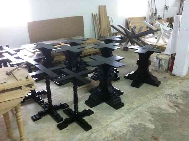 mobila neagra