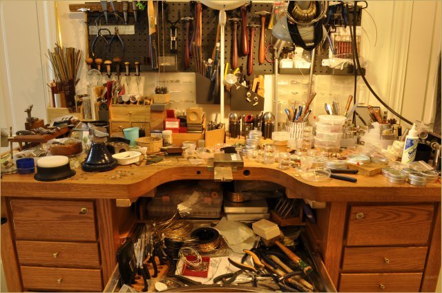barbarabriggsdesigns.wordpress.com - studio pentru prelucrarea metalelor