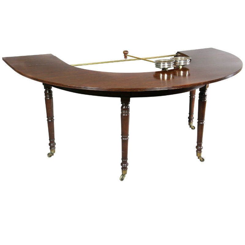 model britanic Hunt Table