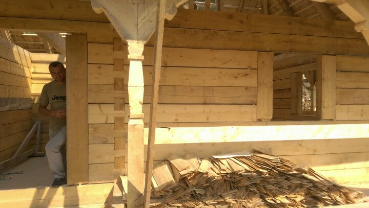 casa din lemn traditionala