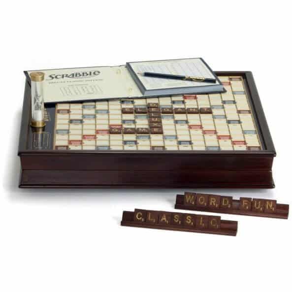 joc pe tabla de lemn