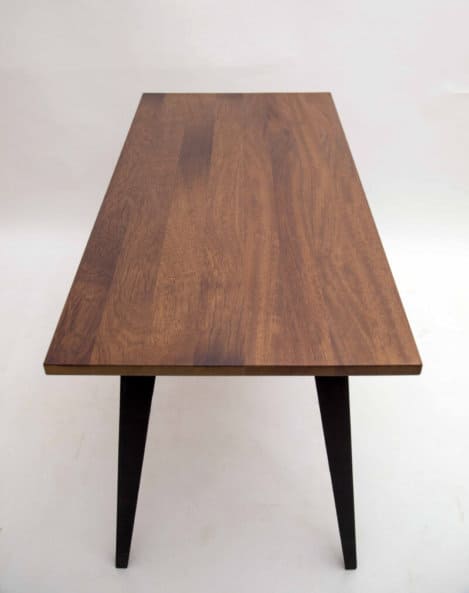 mobilier din lemn iroko