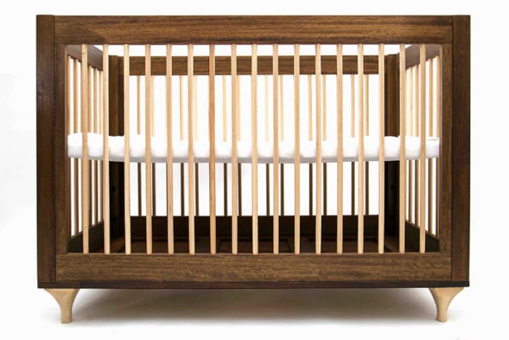 mobilier din lemn iroko