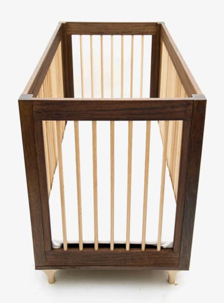 mobilier din lemn iroko