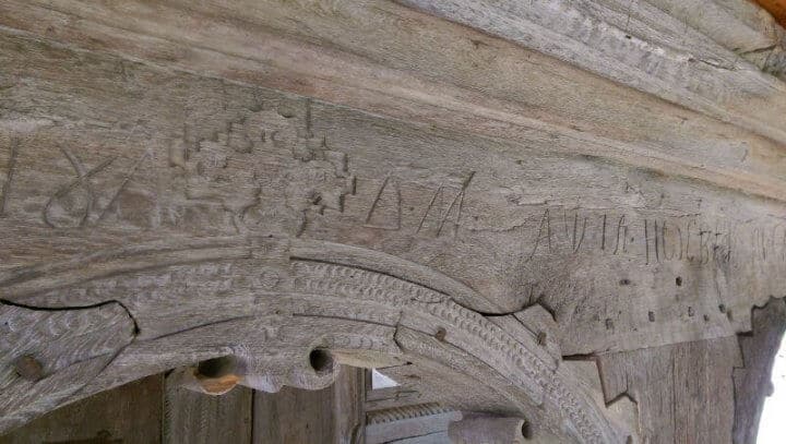 biserica din stejar din Coruia Maramures