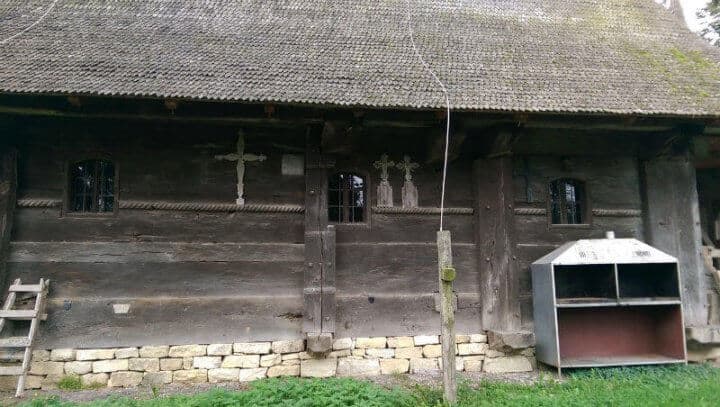 biserica din stejar din Coruia Maramures