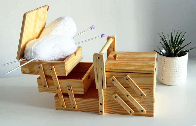 idei pentru mobilier derivat din cutii de accesorii pentru cusut