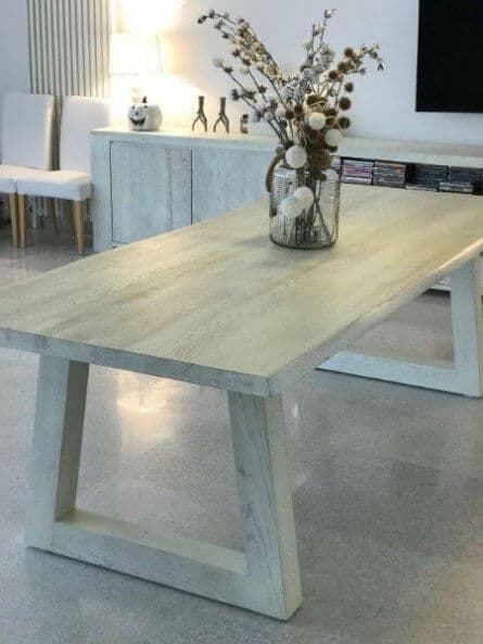 design interior alb - mobila din stejar masiv