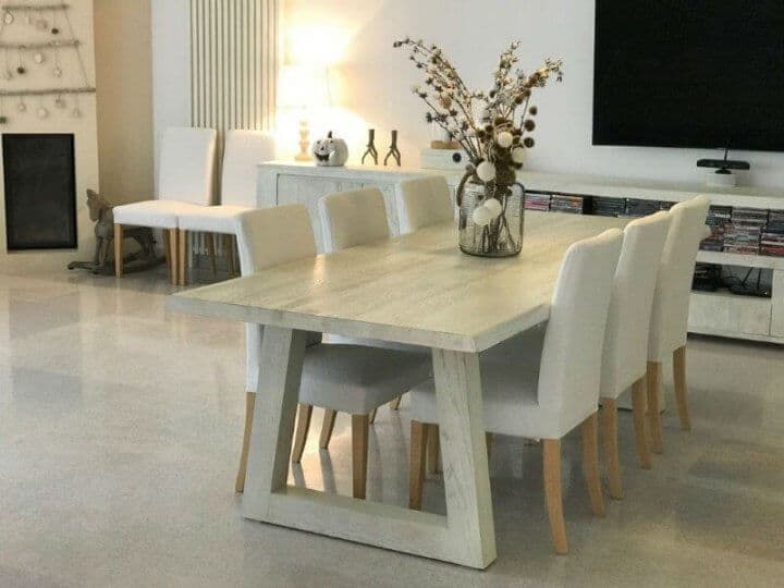 design interior alb - mobila din stejar masiv
