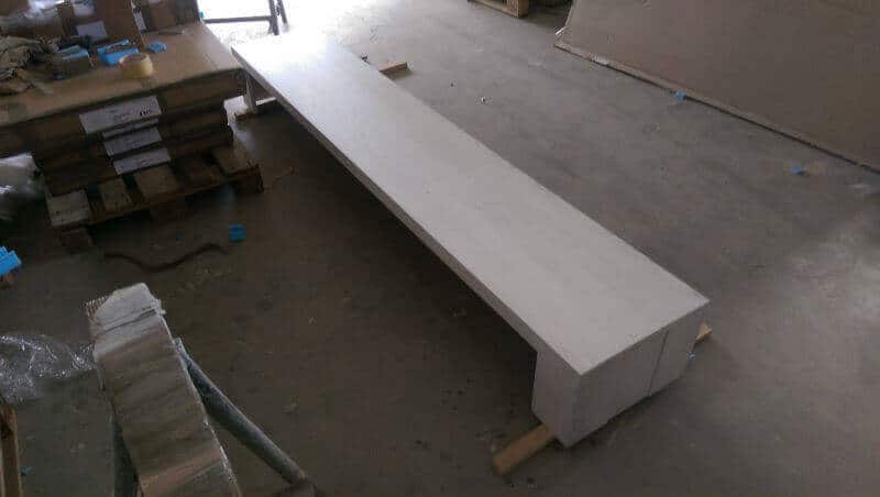 design interior alb - mobila din stejar masiv