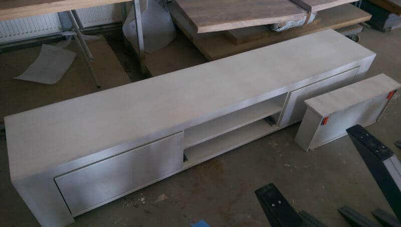 design interior alb - mobila din stejar masiv