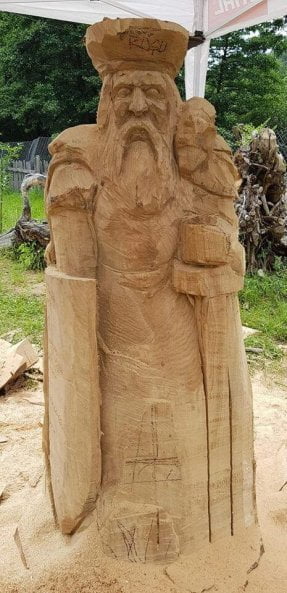 sculptura in lemn cu drujba Cerna 2018
