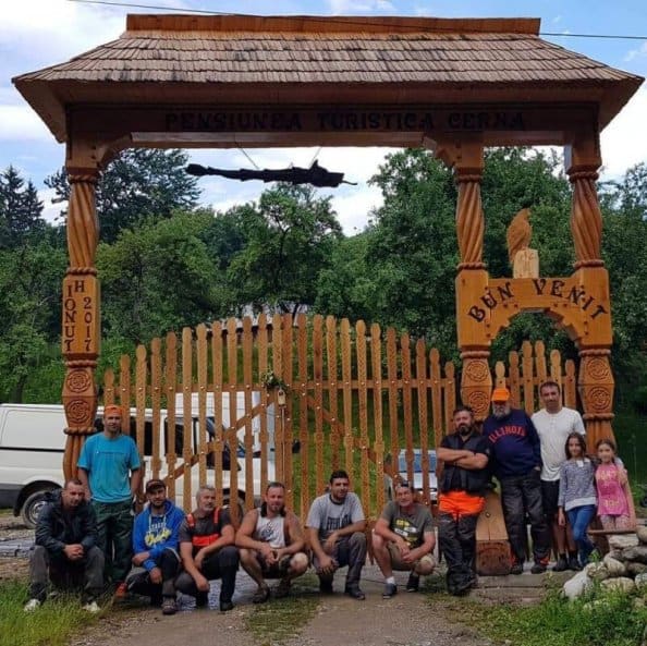 sculptura in lemn cu drujba Cerna 2018