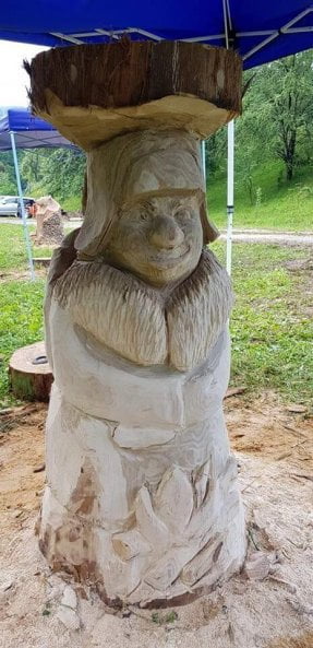 sculptura in lemn cu drujba Cerna 2018