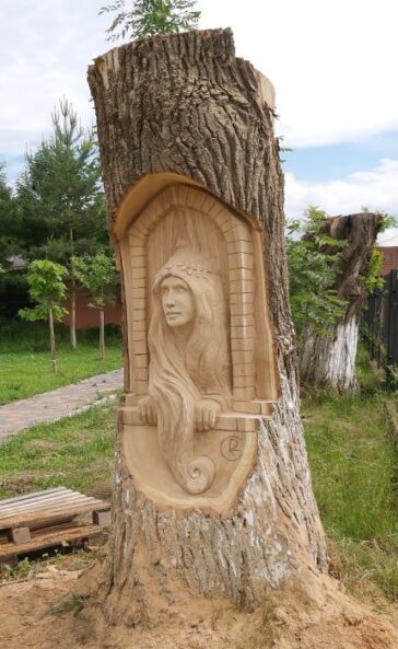Gabriel Rizea si sculptura Fata din Dafini Tarlungeni