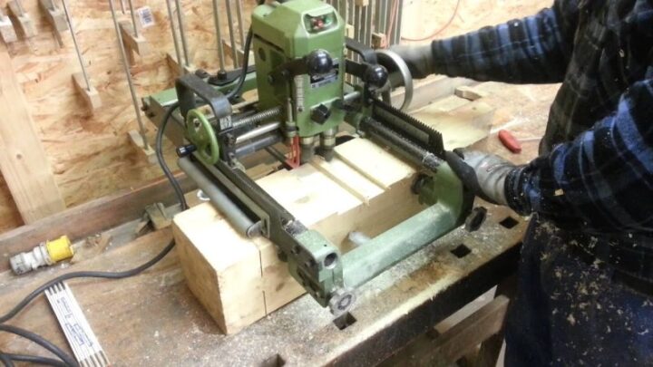 Makita 2516