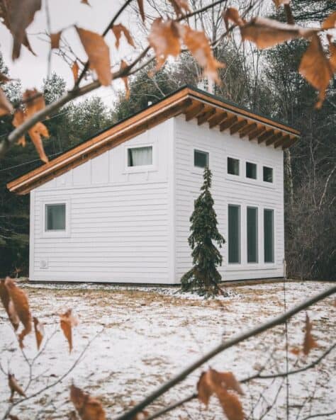 mini cabana Honeycrisp Cottage