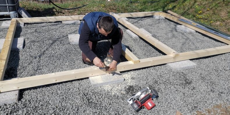 Magazie din lemn 9 mp - materiale, soluție tehnică, construiește în regie proprie 20 Catalin - rama sustinere
