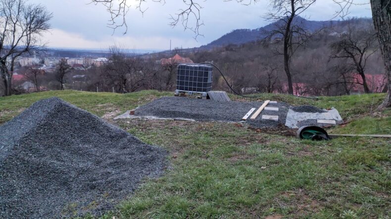 Magazie din lemn 9 mp - materiale, soluție tehnică, construiește în regie proprie 18 patul de zavura baza pentru magazia din lemn
